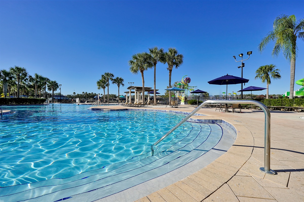 Windsor Hills Resort Lagoon-Style Pool Near Disney World