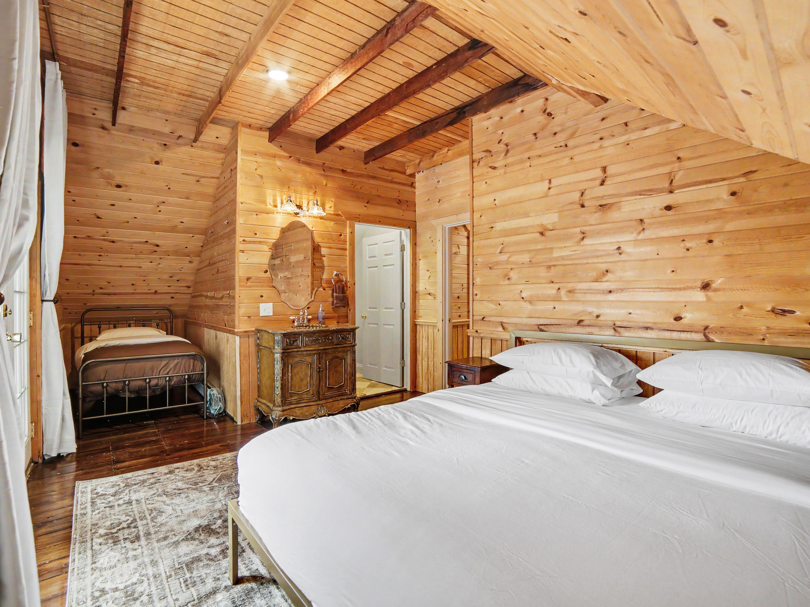 Upstairs Bedroom #7