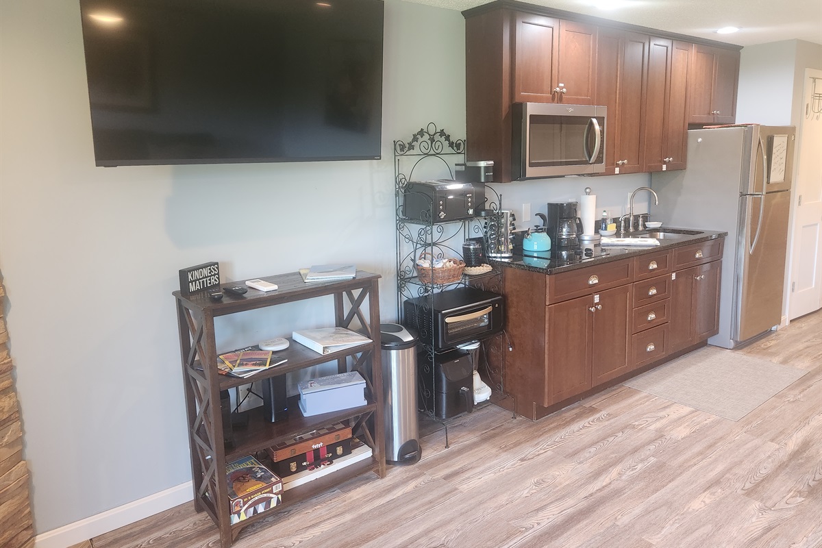 Well stocked Kitchenette