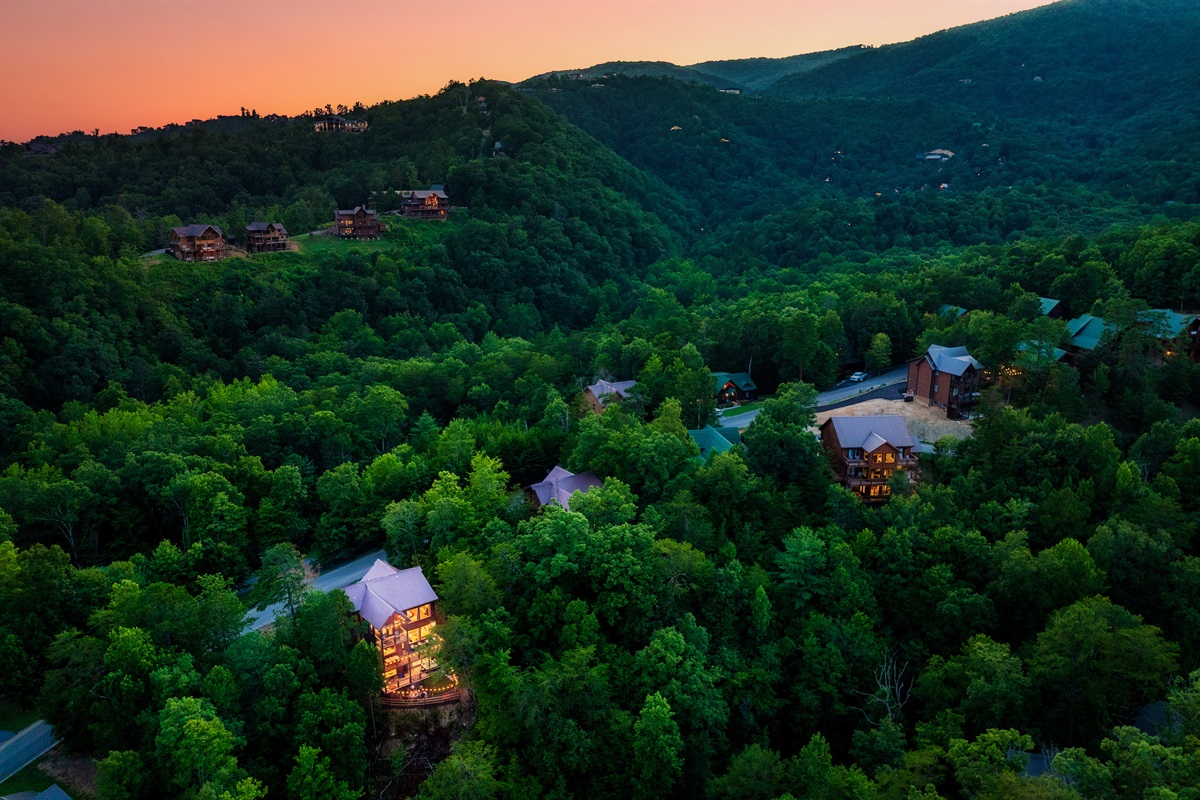 Beautiful area view of the Smoky Cove resort with cabin