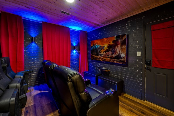 Reclining Chairs & Stadium Seating