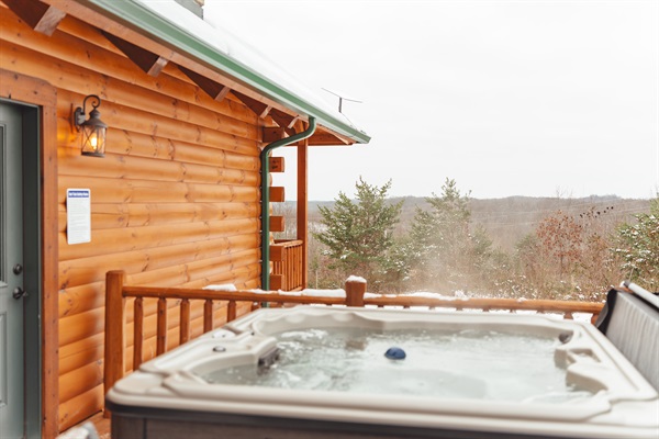 Step Outside to the Brand New 6 Person Hot-Tub