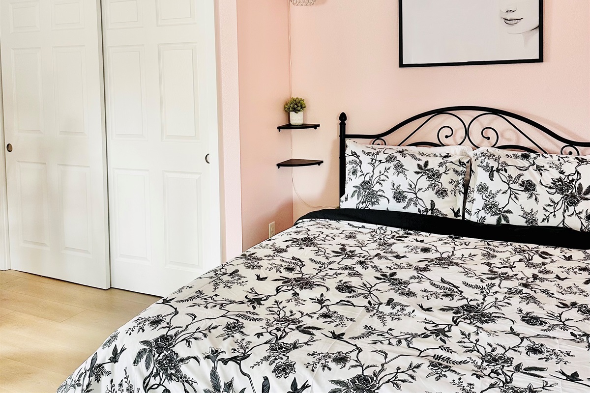 Audrey bed
