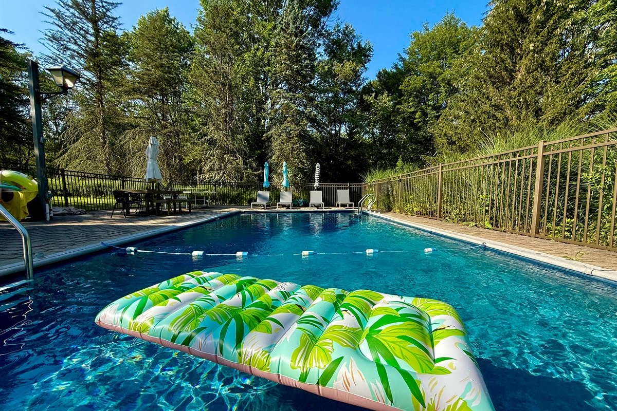 Heated pool open from Memorial Day Weekend thru the end of September