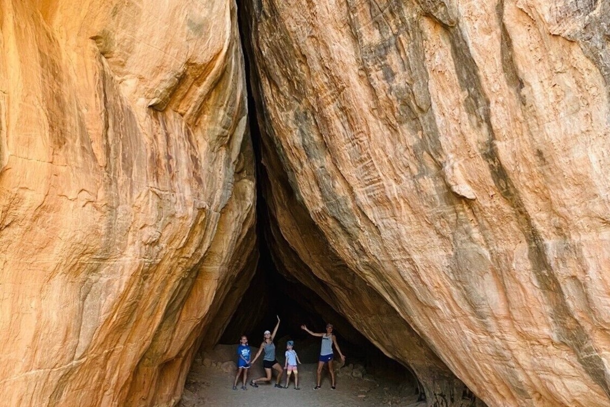 Explore amazing coves and slot canyons