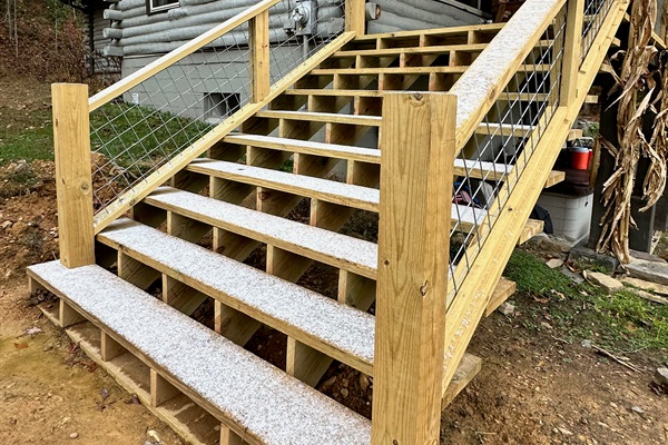 Front porch coming along nicely.