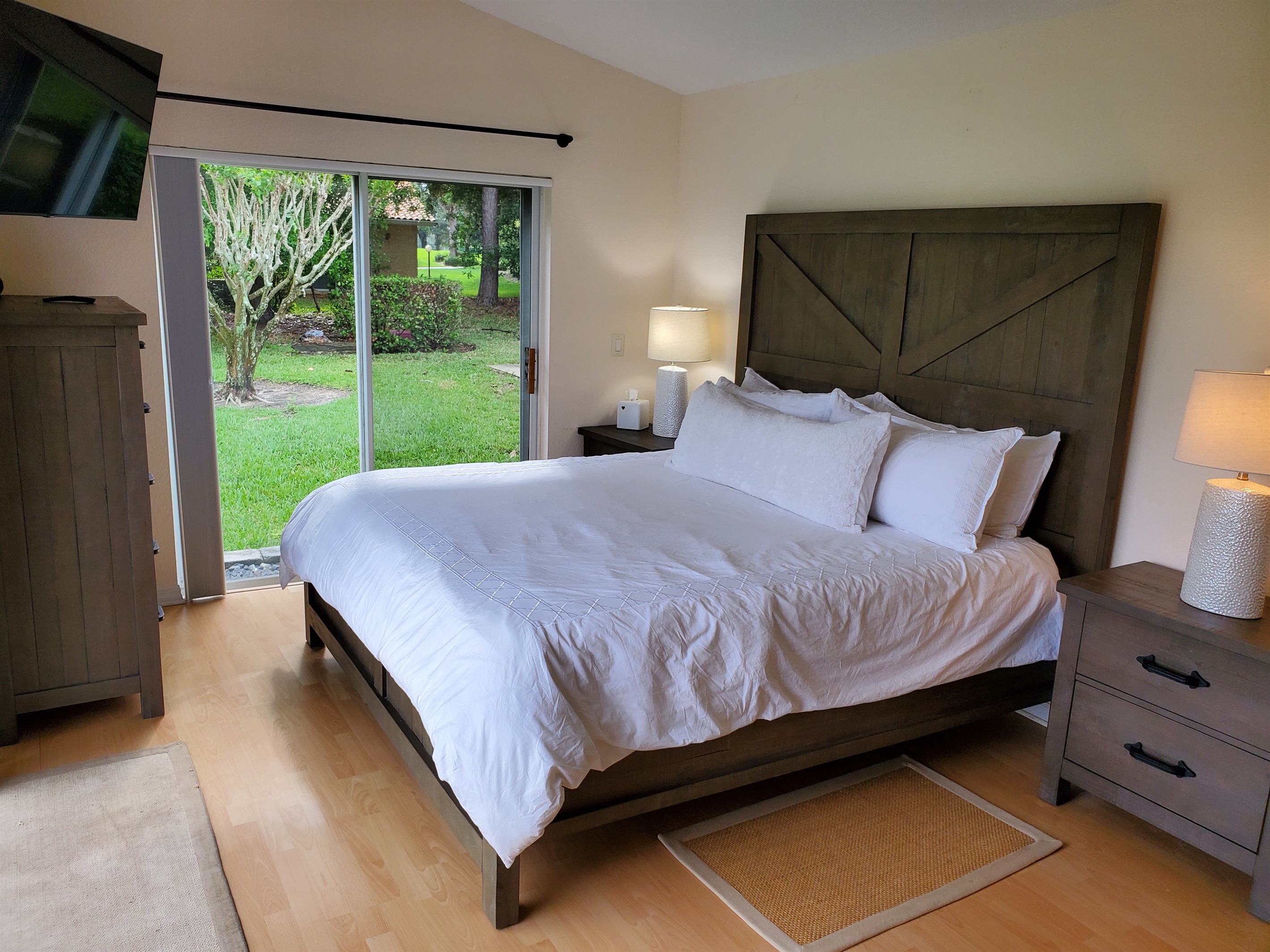 Master King bedroom