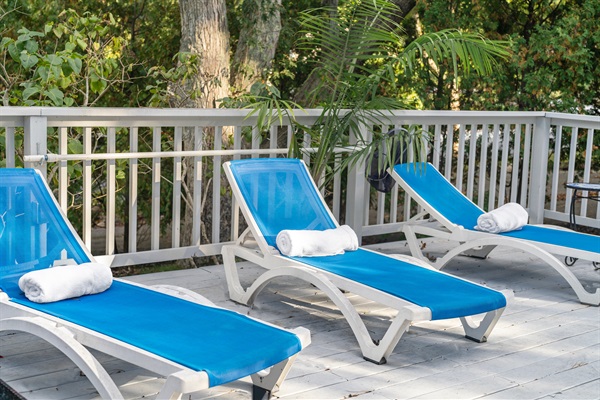 We provide fresh towels for your comfort and convenience during your stay!