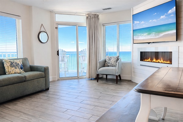 Oceanfront | Balcony | Family Memorie oceanfront condo
