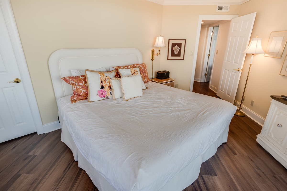 Stunning Bedroom ✨ Beautifully Decorated 🛏️💫