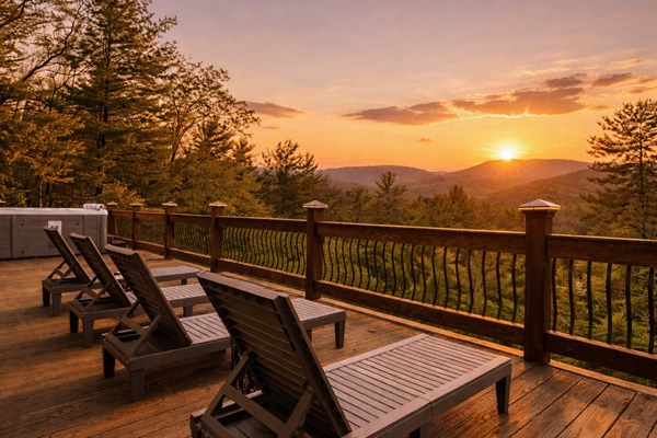 Soak up the sun on the comfy sun loungers while the mesmerizing mountain views take your breath away.