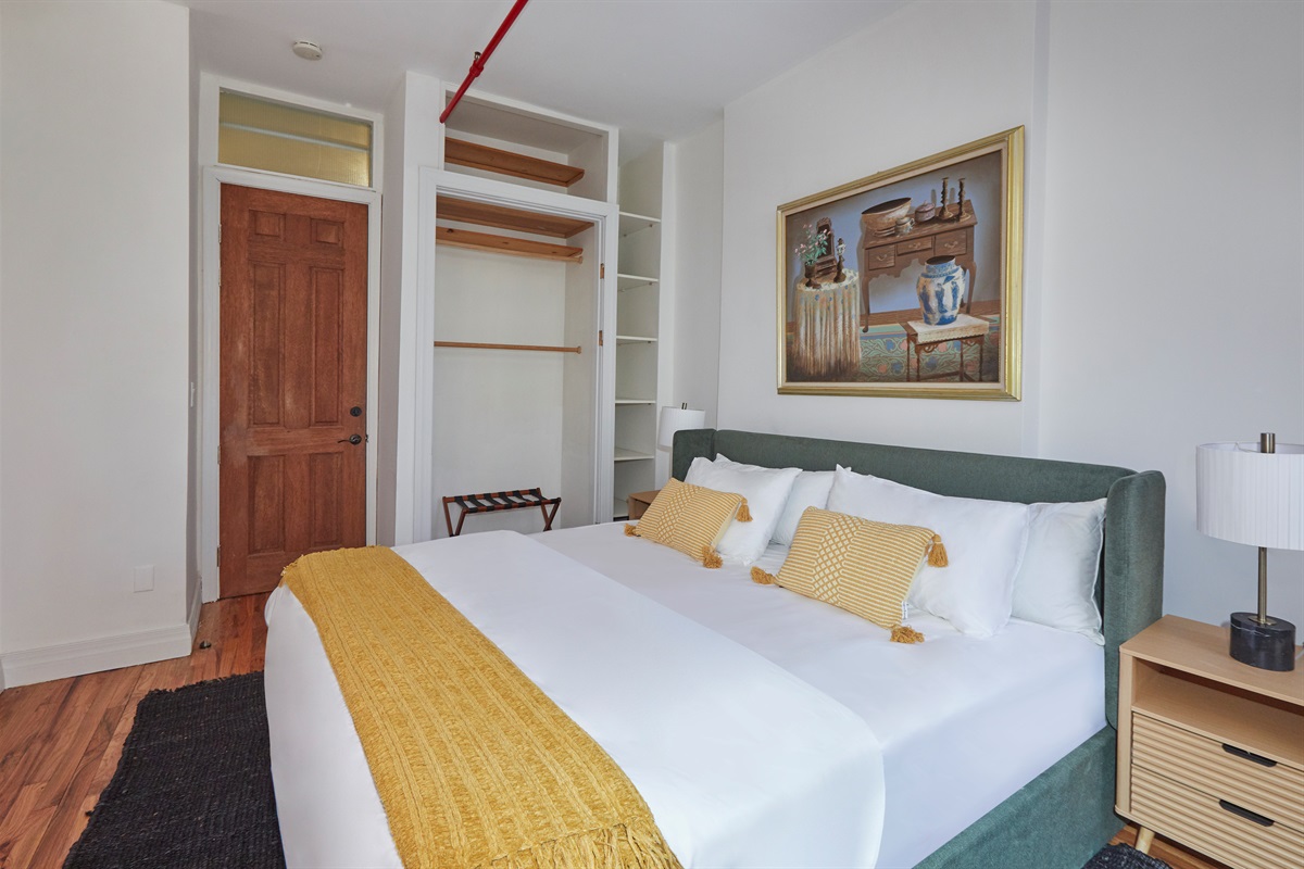 Room 1- King