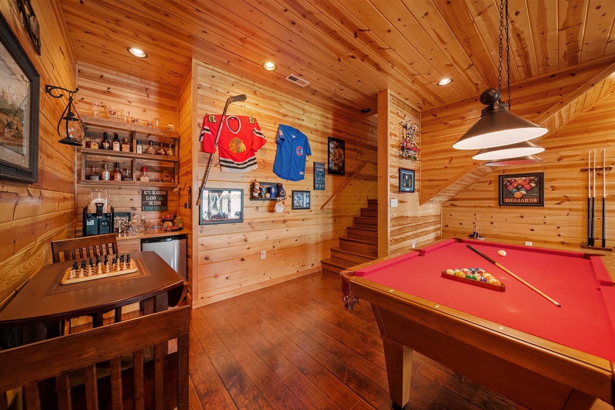 Family & Game Room (Bottom Floor)