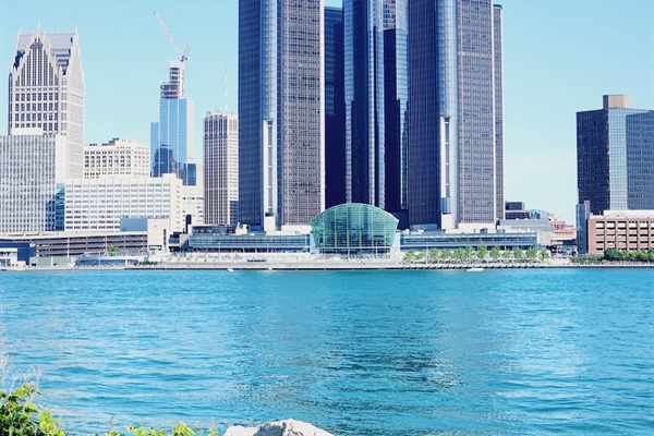 GM tower view - 2 minutes walk away