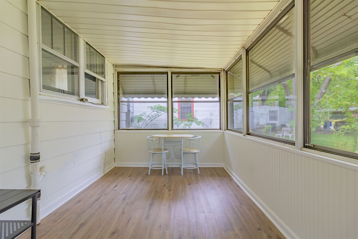 Solarium - space to sit and relax in fresh air. Enter the home through this space.