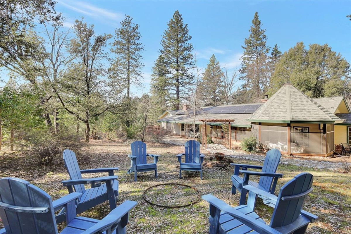 Outdoor Space for Family Gatherings