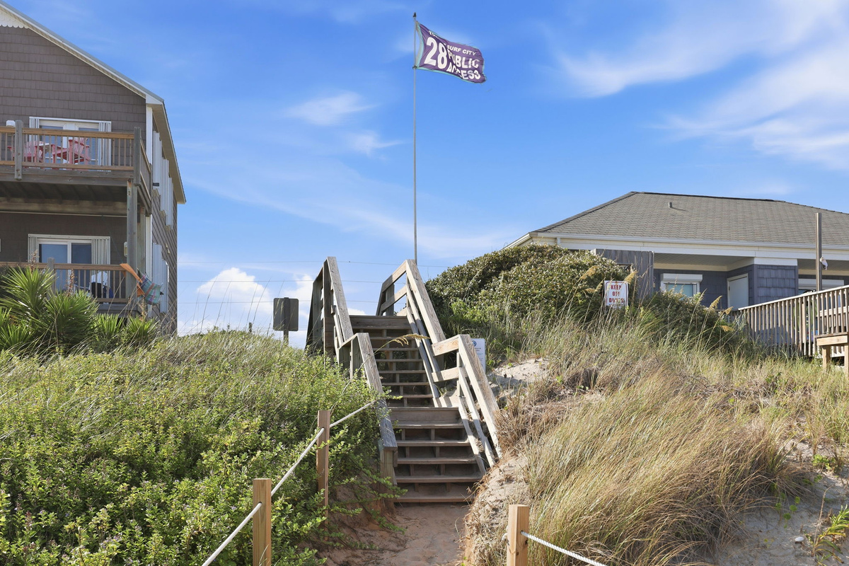 Walkway to beach access