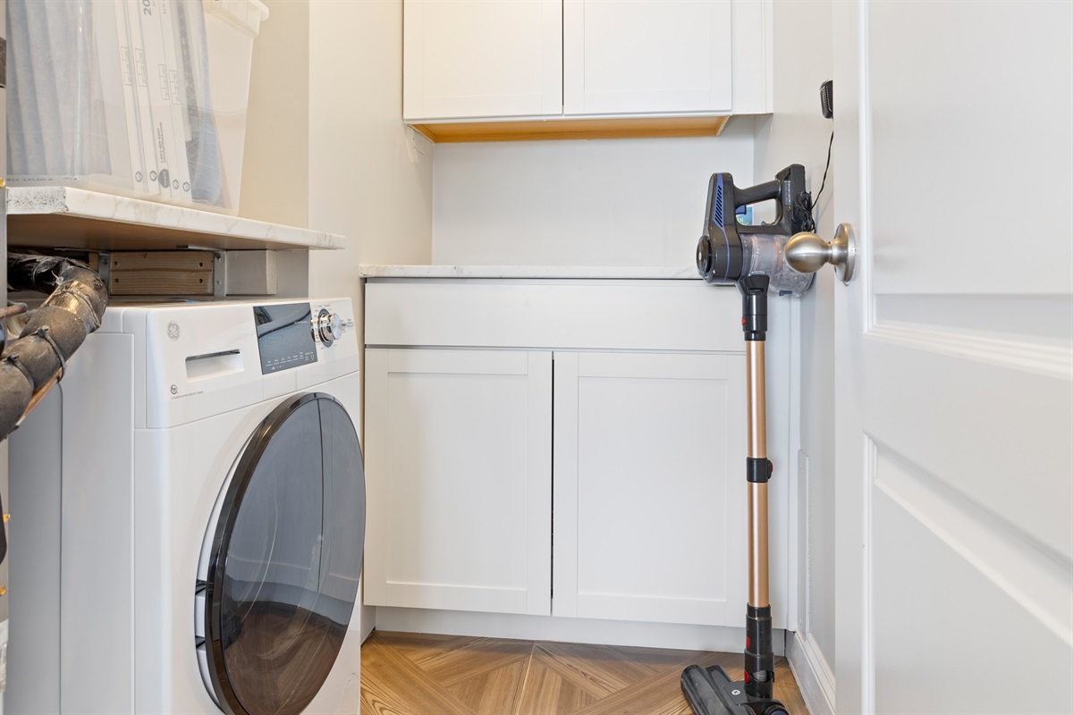 Combo washer/dryer in laundry room