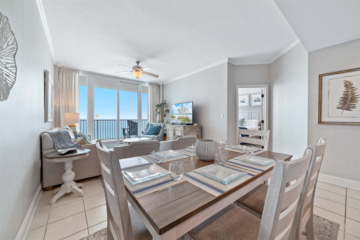 Dine with an ocean vista. This charming 6-seater dining area offers the ideal setting to savor meals while enjoying breathtaking views of the sparkling coastline.