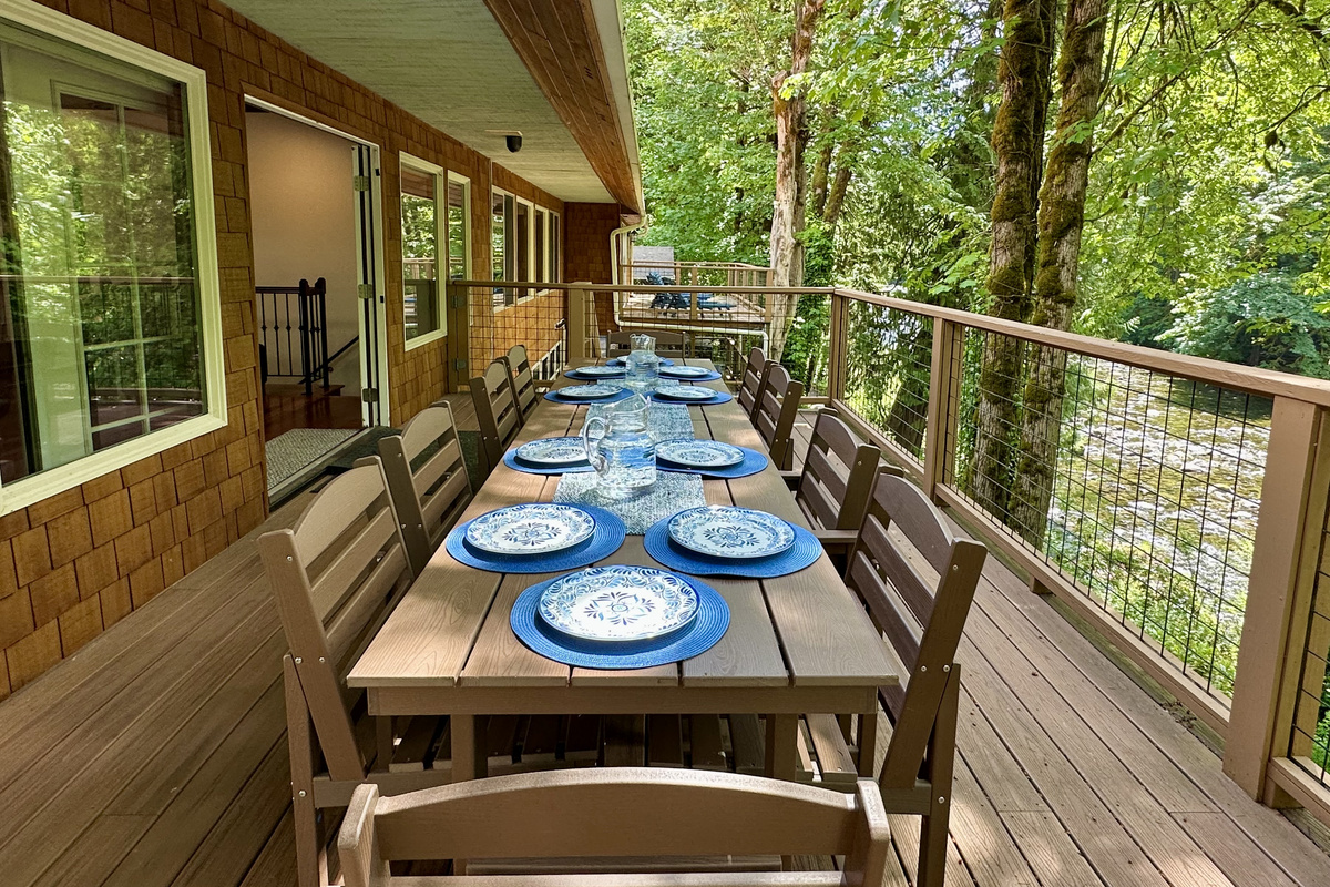 Waterfront dining on the back patio