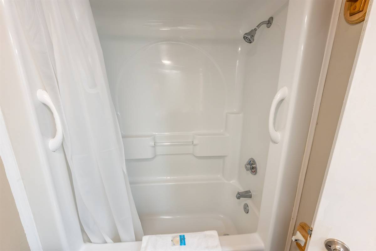 Amazing Private Bathroom