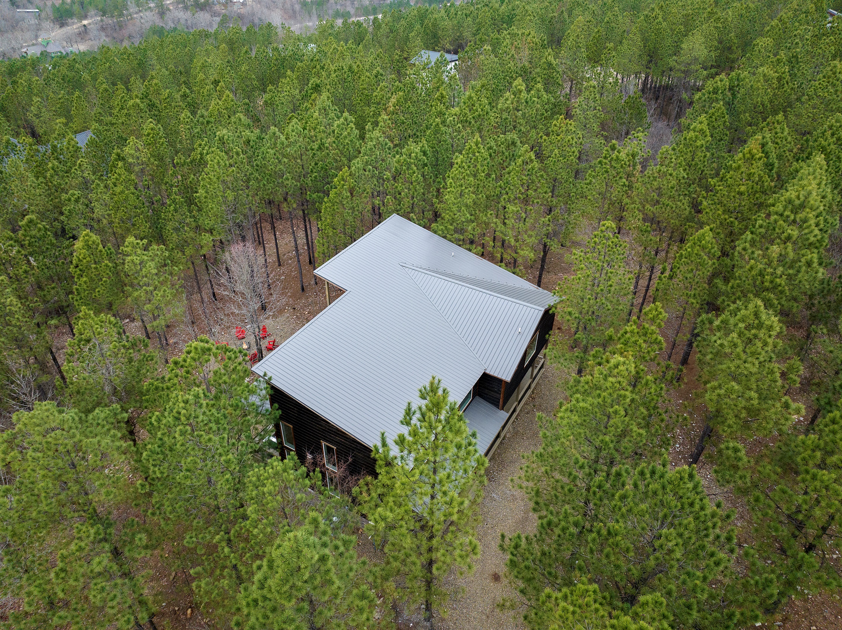 A welcoming cabin exterior surrounded by nature, offering a peaceful and private retreat from the moment you arrive. ✨