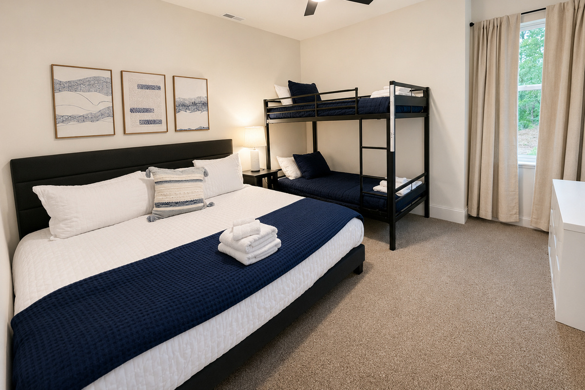 king plus twin bunks middle floor