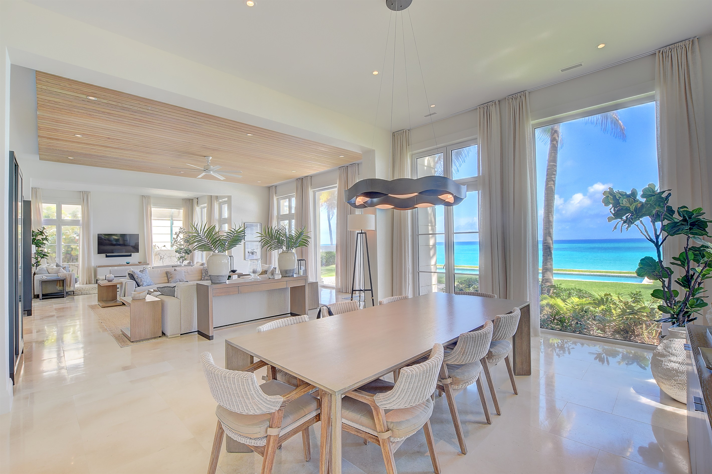 Welcome to Paradise Beach Villa