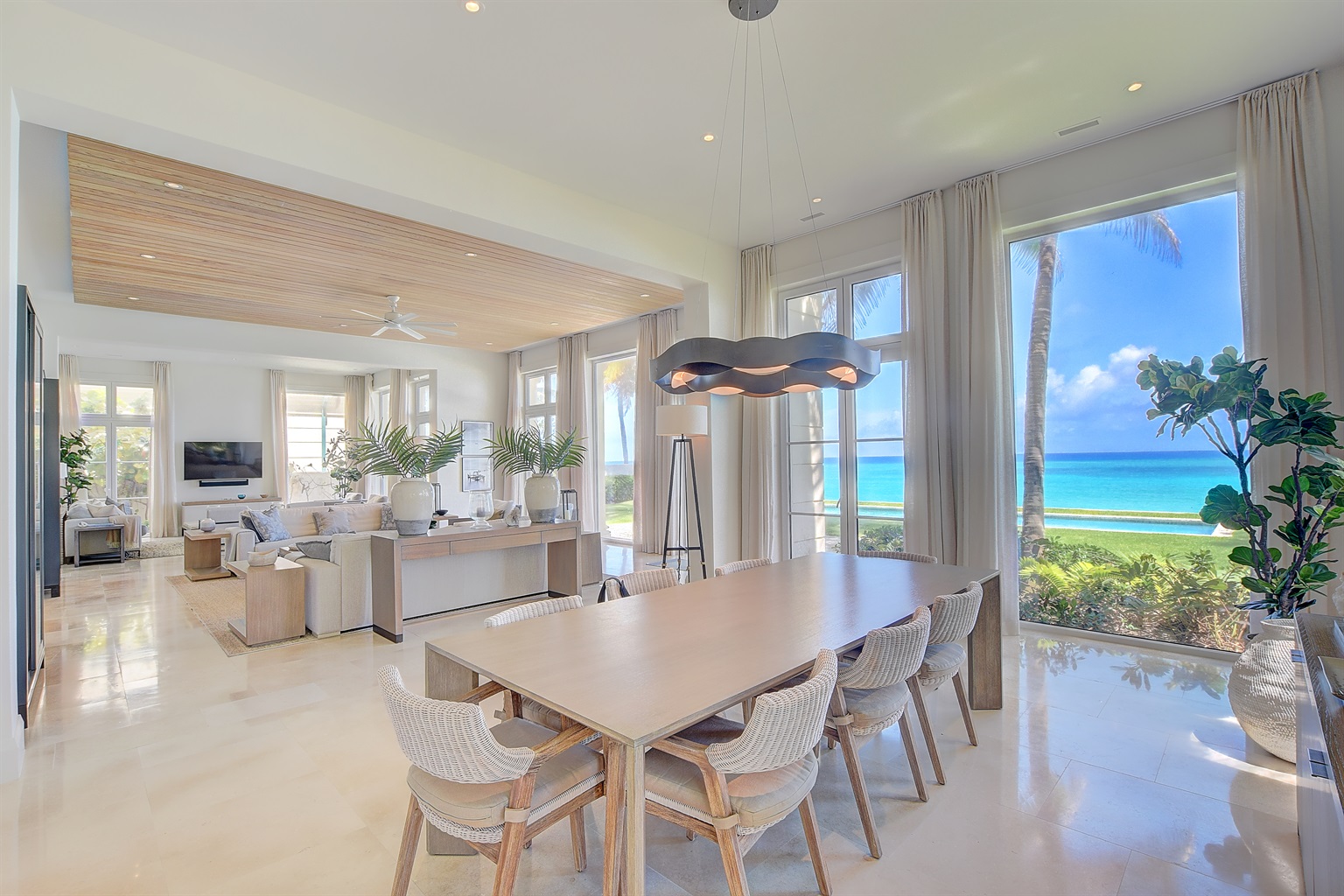 Welcome to Paradise Beach Villa