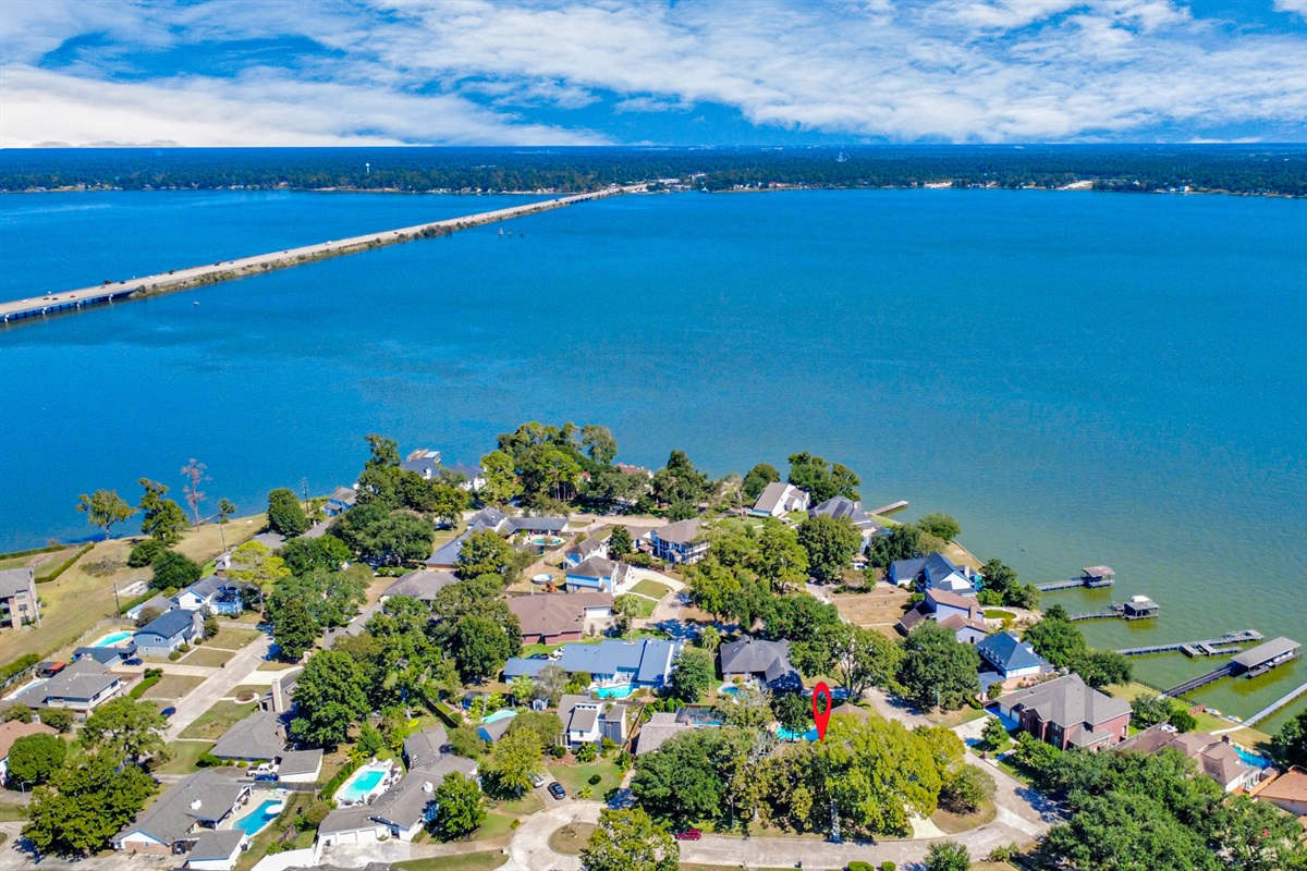 Great location close to Lake Houston.