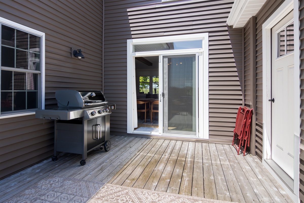 Walkout deck with gas grill