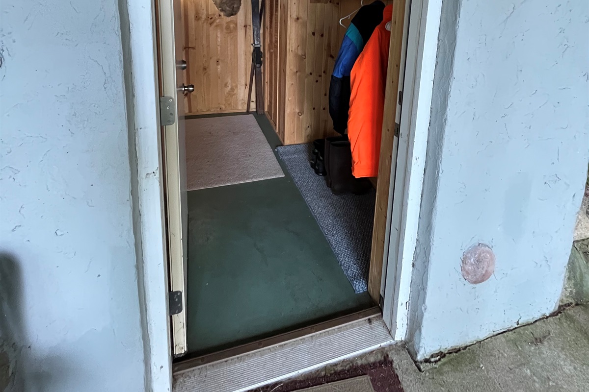 Lower Level Entrance