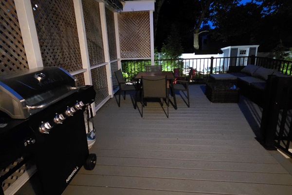 Show Your Grilling Skills Under the Automatic Liights
