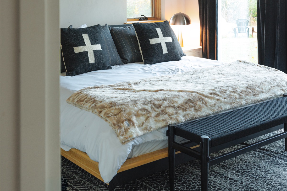 Primary suite with king bed and private ensuite