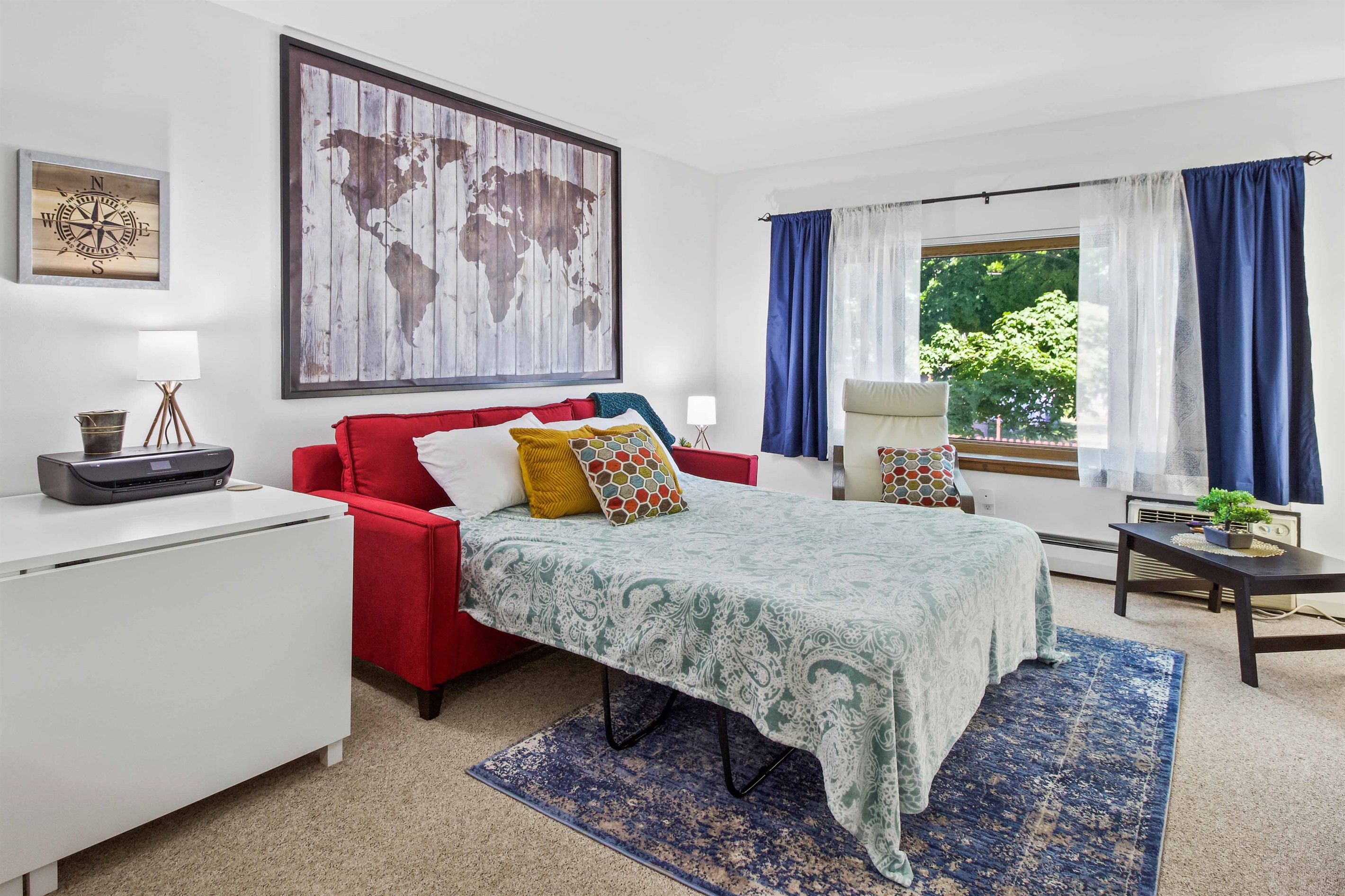 Pull out the Queen sofa bed for additional sleeping accommodations!