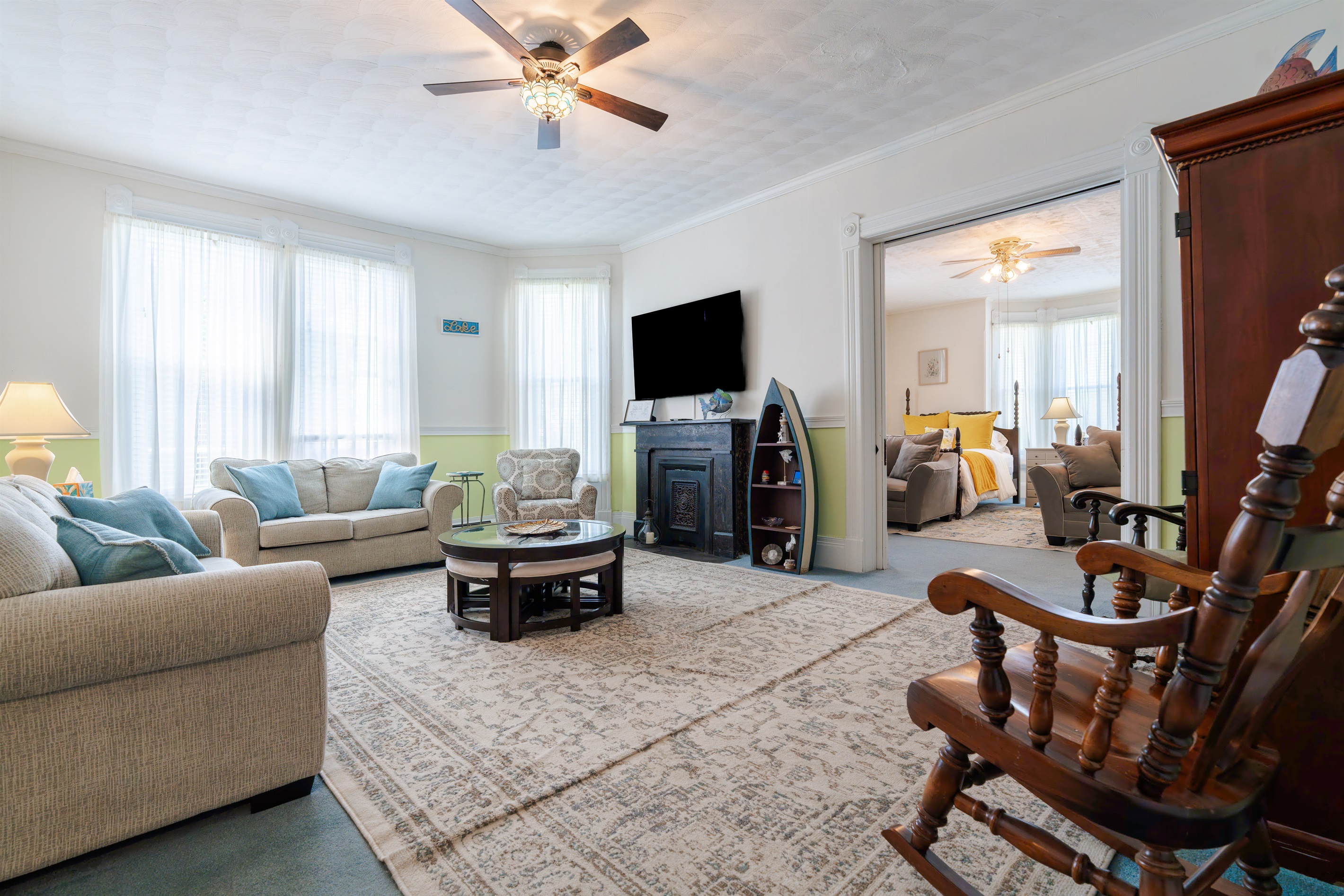 Room #9 "Captains Corner Suite" Living Room