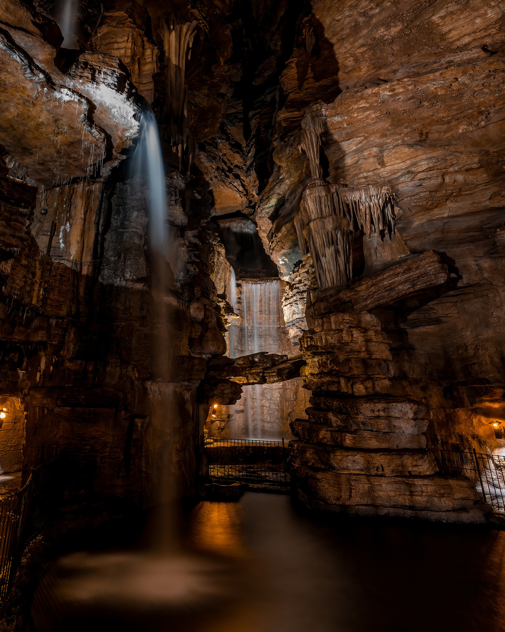 Lost Canyon Cave @ Top of the Rock - 15 min from cabin