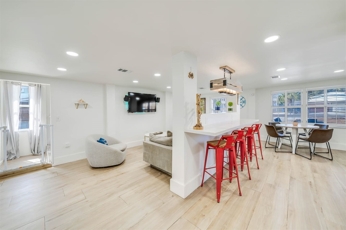 Catching Rays | Photo 6