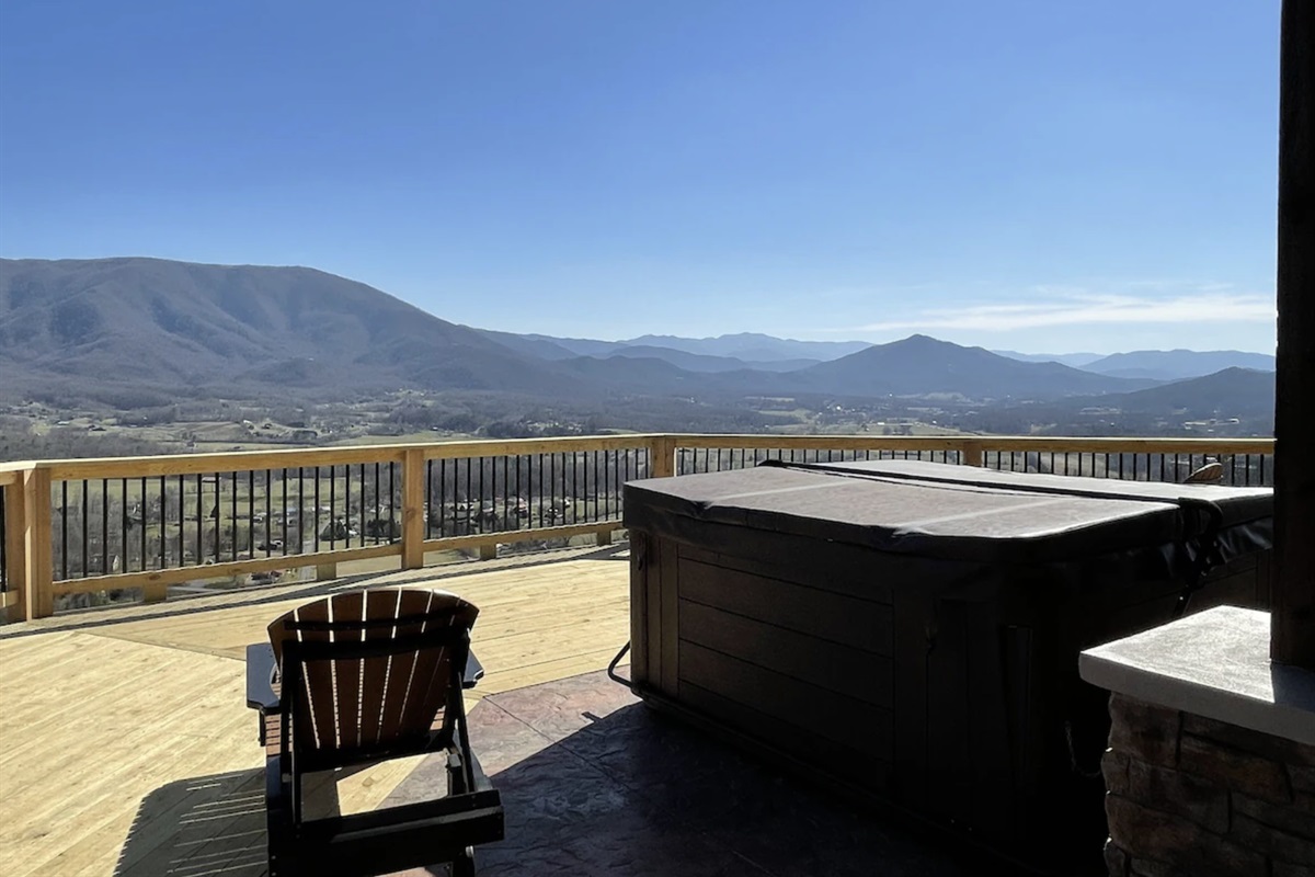 We recently added an extended deck to the corner of the home so you can sit out in the sunlight in the mornings with your coffee.