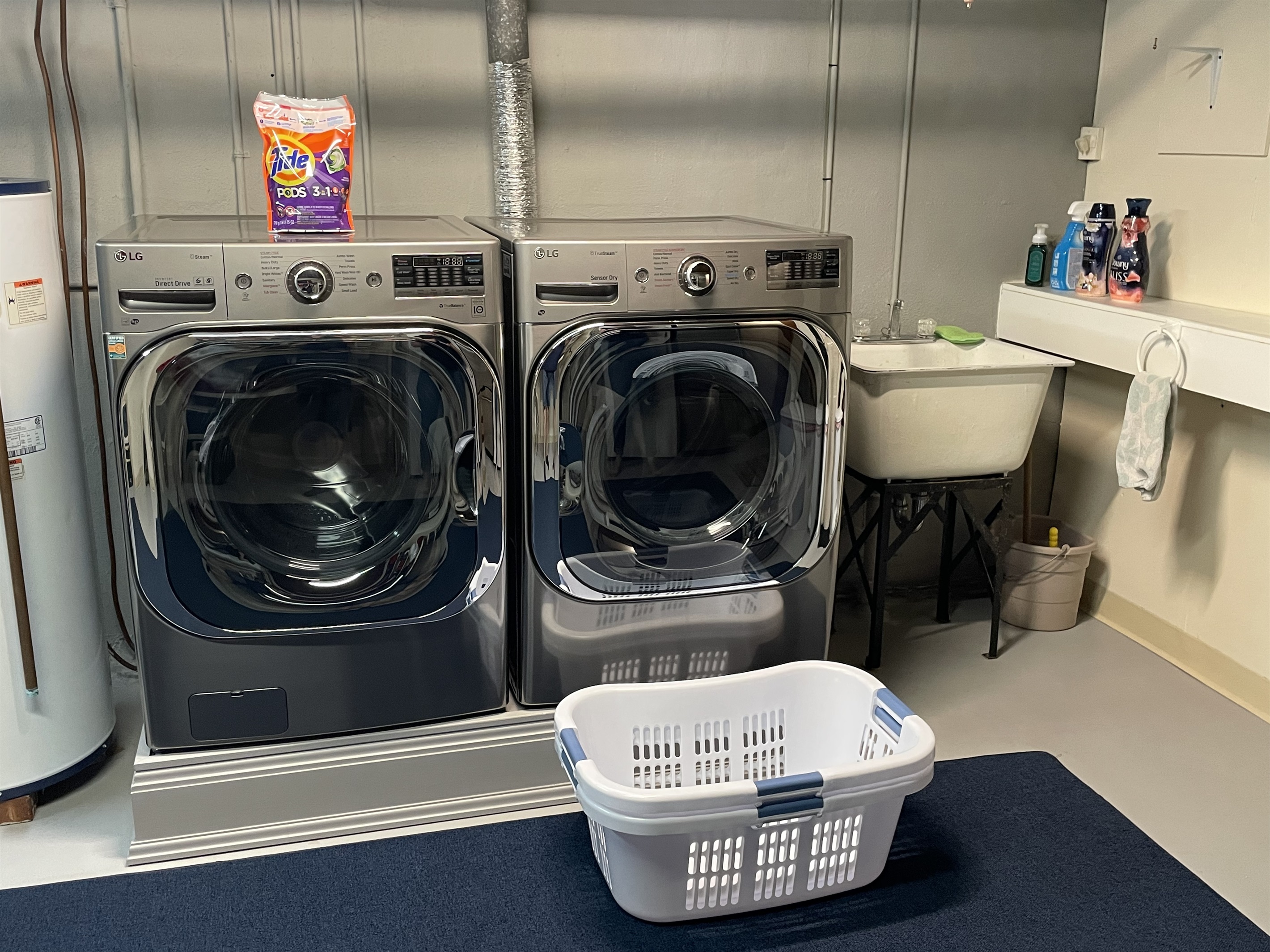 Lower level laundry