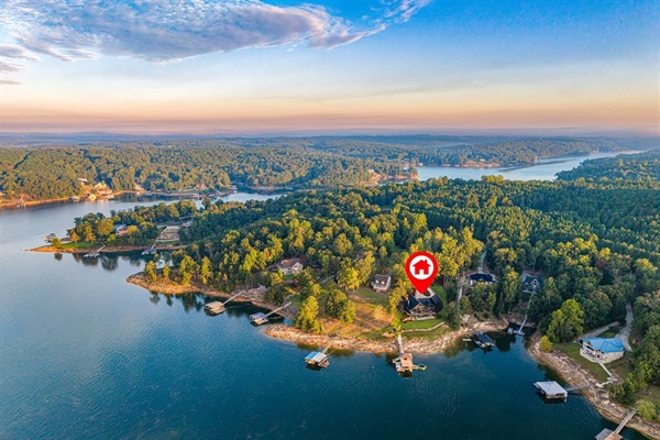 Another arial view of where you'll be staying.