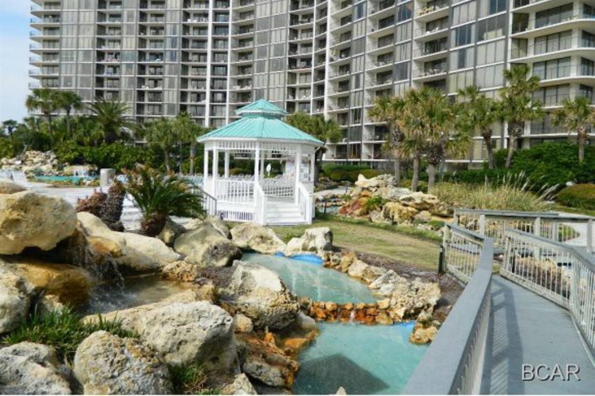 Lagoon Pool Gazebo