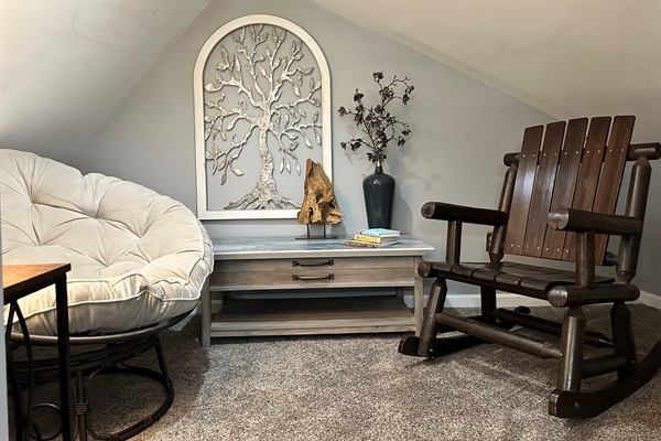 Loft: Upstairs Reading, Relaxation and Meditation Room