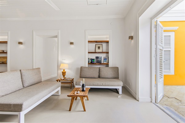 Heritage City Villa – Living Room