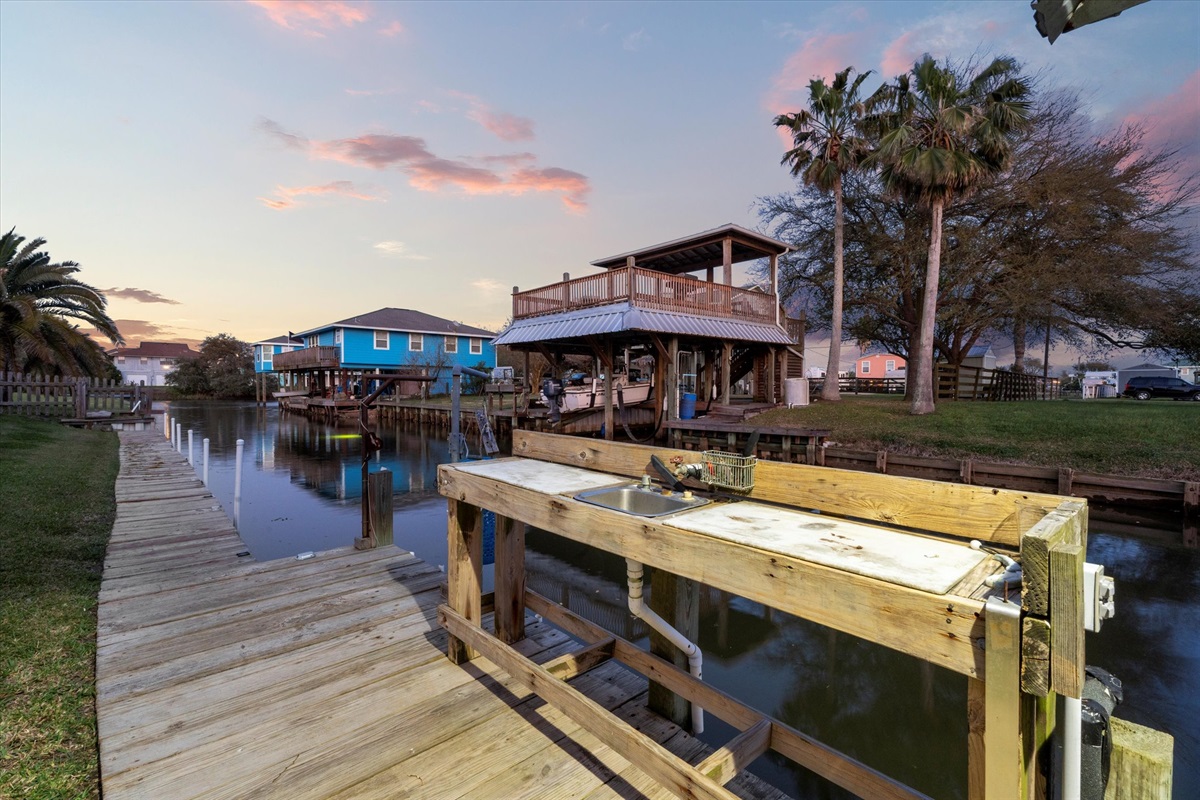 c5f6cda4f03049429f5f16f05336987a Large | Beachhouse | Texas | TX | Vacation Homes | Galveston | Crystal Beach | Kokomo | Breezy Days | Beachfront Elegance | Sunrise Serenity | Southern Sands Property Management, LLC
