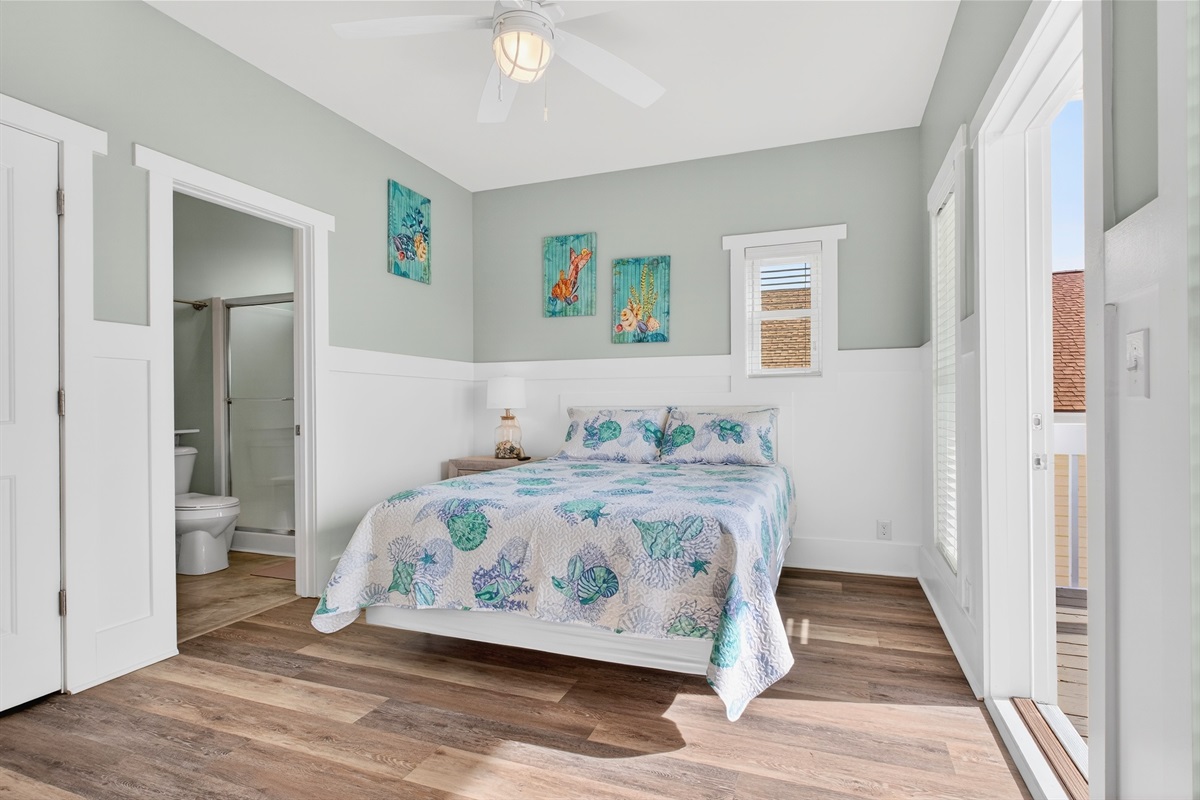 Bedroom #2 w/ensuite bath