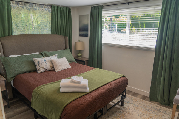 Queen bedroom