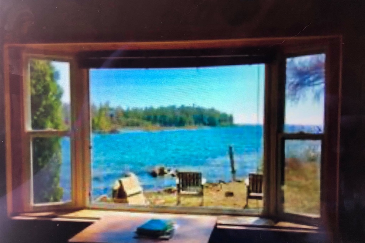 Waterfront Cottage in Tobermory Lakeside Rentals