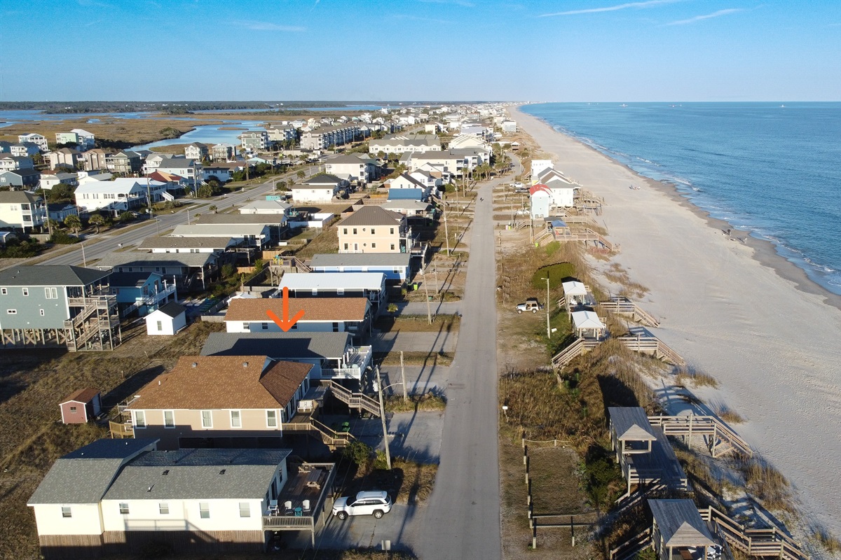 Our location: the beach is right across the street