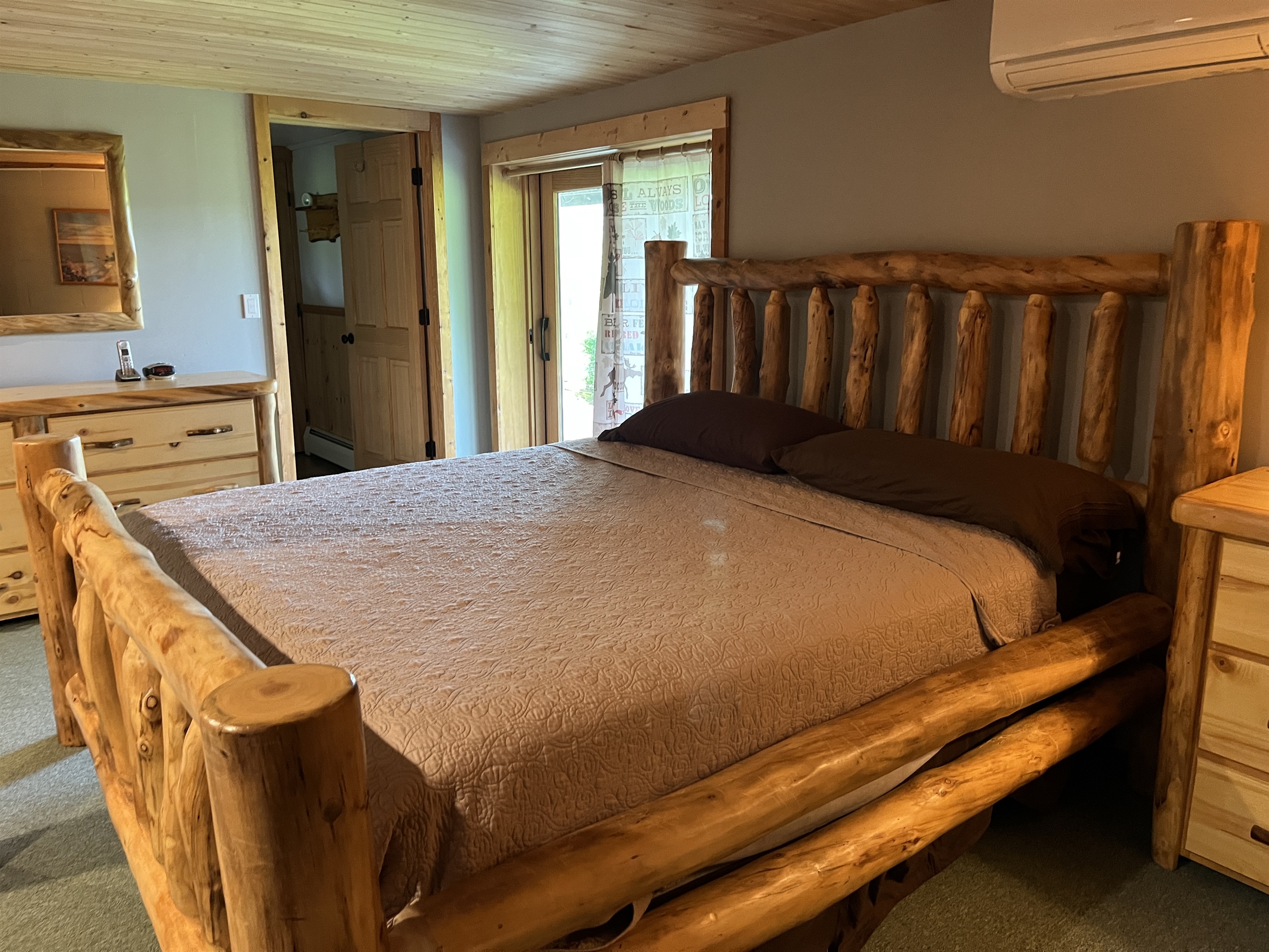 Lower level King bedroom #2 with ensuite full bathroom